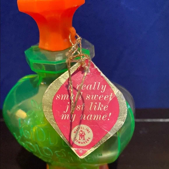 Mattel Kiddles Kologne with Apple Blossom Doll Orange and Green Design - Picture 3 of 9